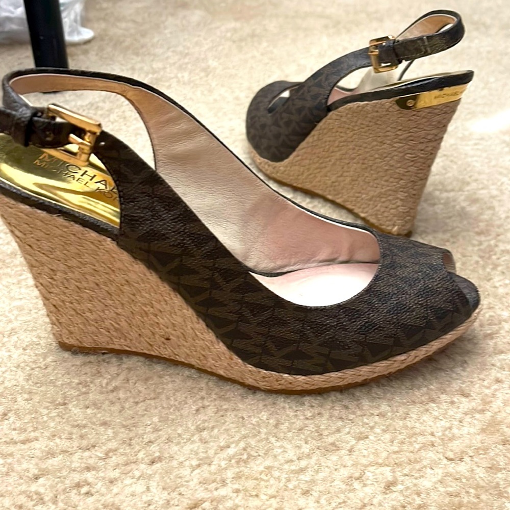 Michael Kors Wedges Size 8M